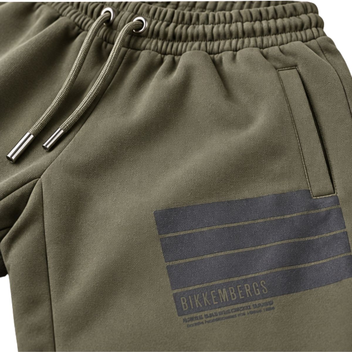 Tuta Uomo BMF2046 Bikkembergs con Cappuccio e Zip – Verde Militare - immagine 4
